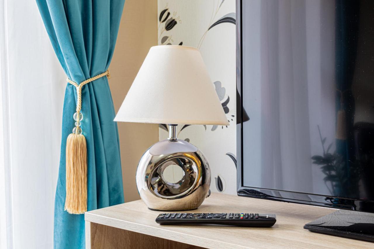 Ari Blue Apartment Ared In Kaufland Complex Αράντ Εξωτερικό φωτογραφία