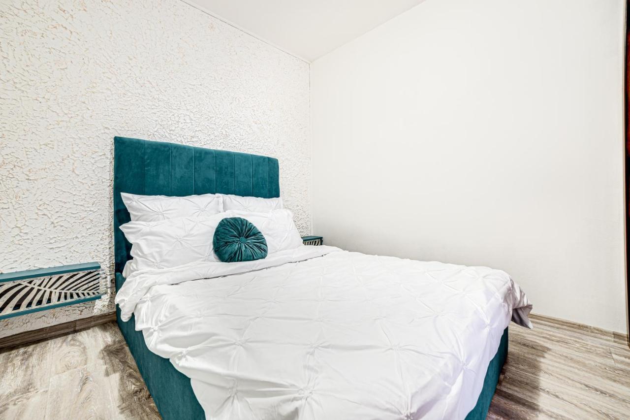 Ari Blue Apartment Ared In Kaufland Complex Αράντ Εξωτερικό φωτογραφία